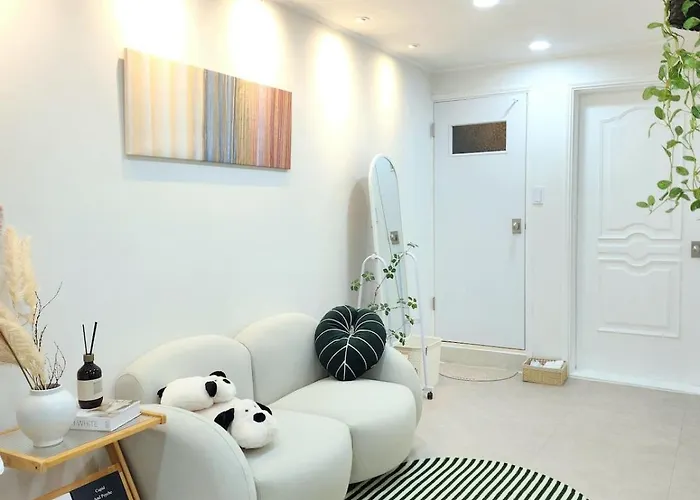 Near Coex Hyundai Dept Max 6person Ma-joong Appartement Seoel