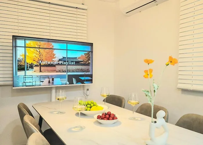 Near Coex Hyundai Dept Max 6person Ma-joong Appartement Seoel